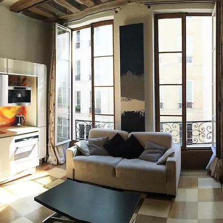 Apartment Louvre Palais Royal